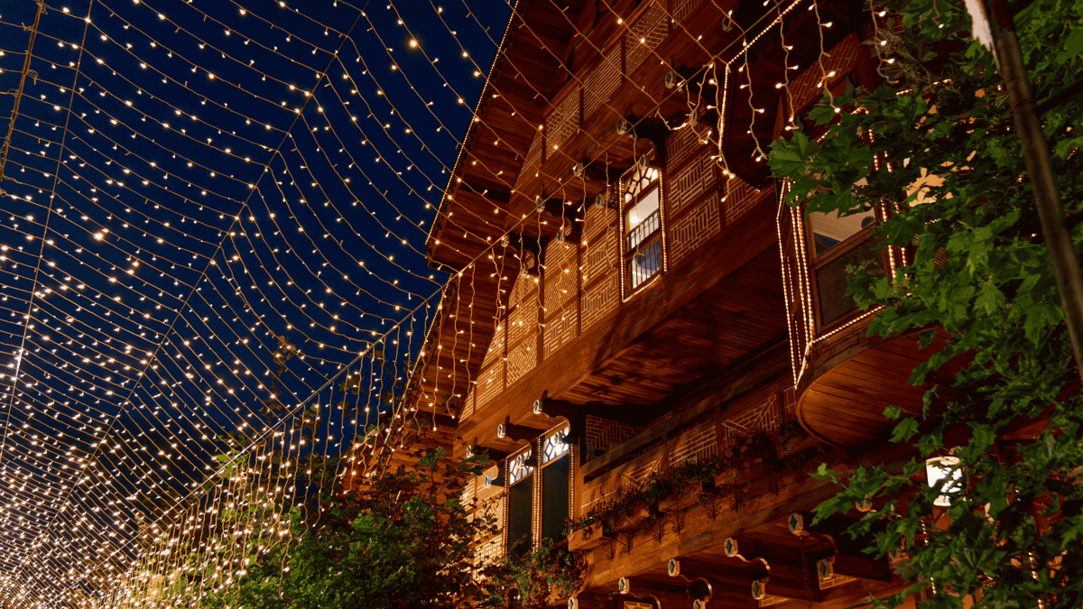 Night view of Vila Capivari in Campos do Jordao