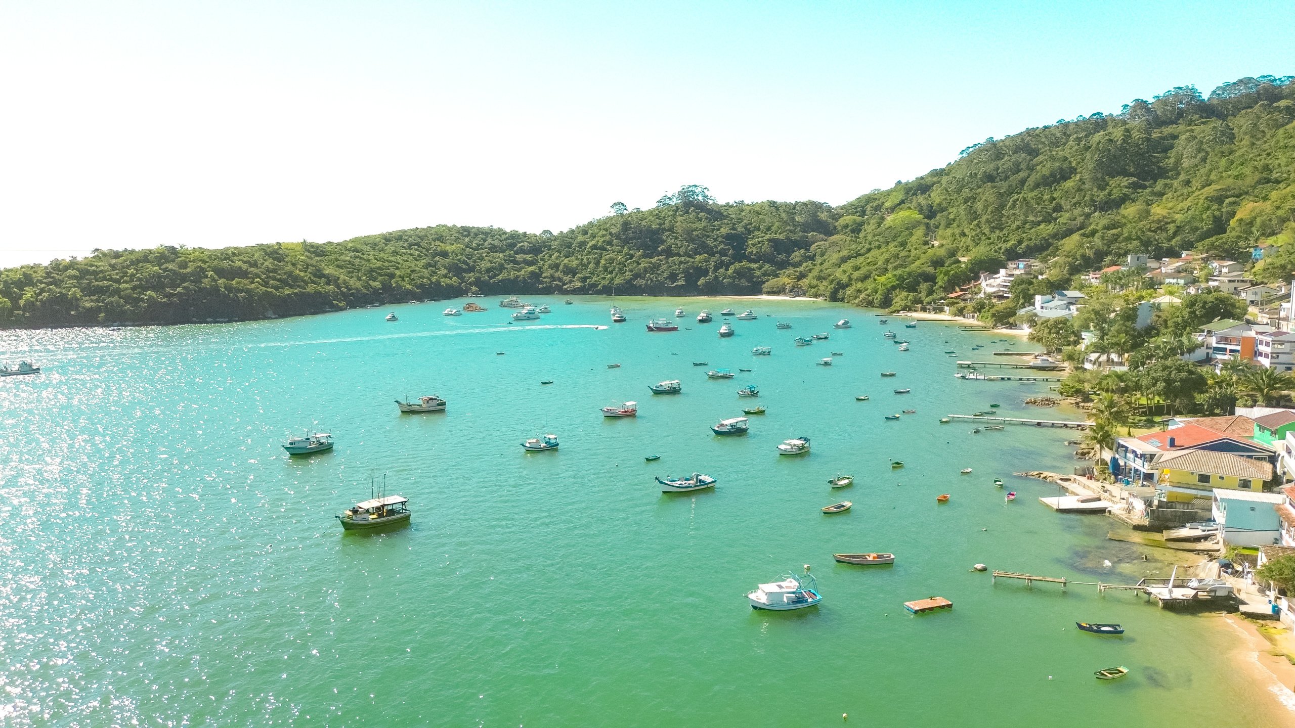 Praia de Caixa DโAรงo, Porto Belo, Santa Catarina | Photo by: Merlin Donald