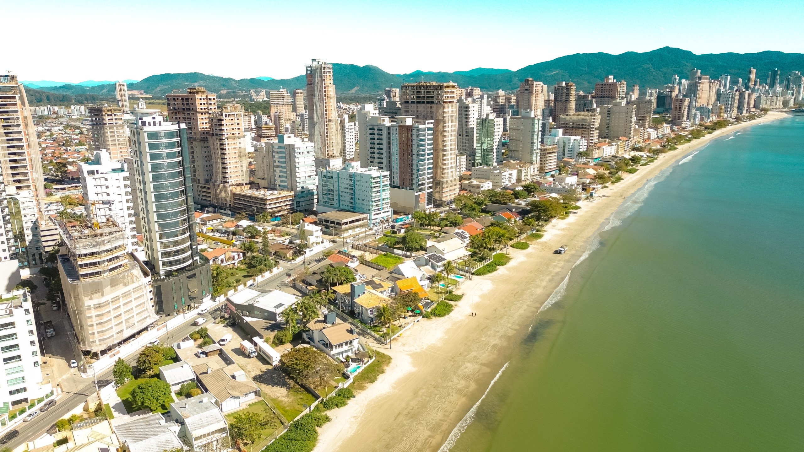 Praia do Perequรช in Porto Belo, Santa Catarina | Photo by: Merlin Donald