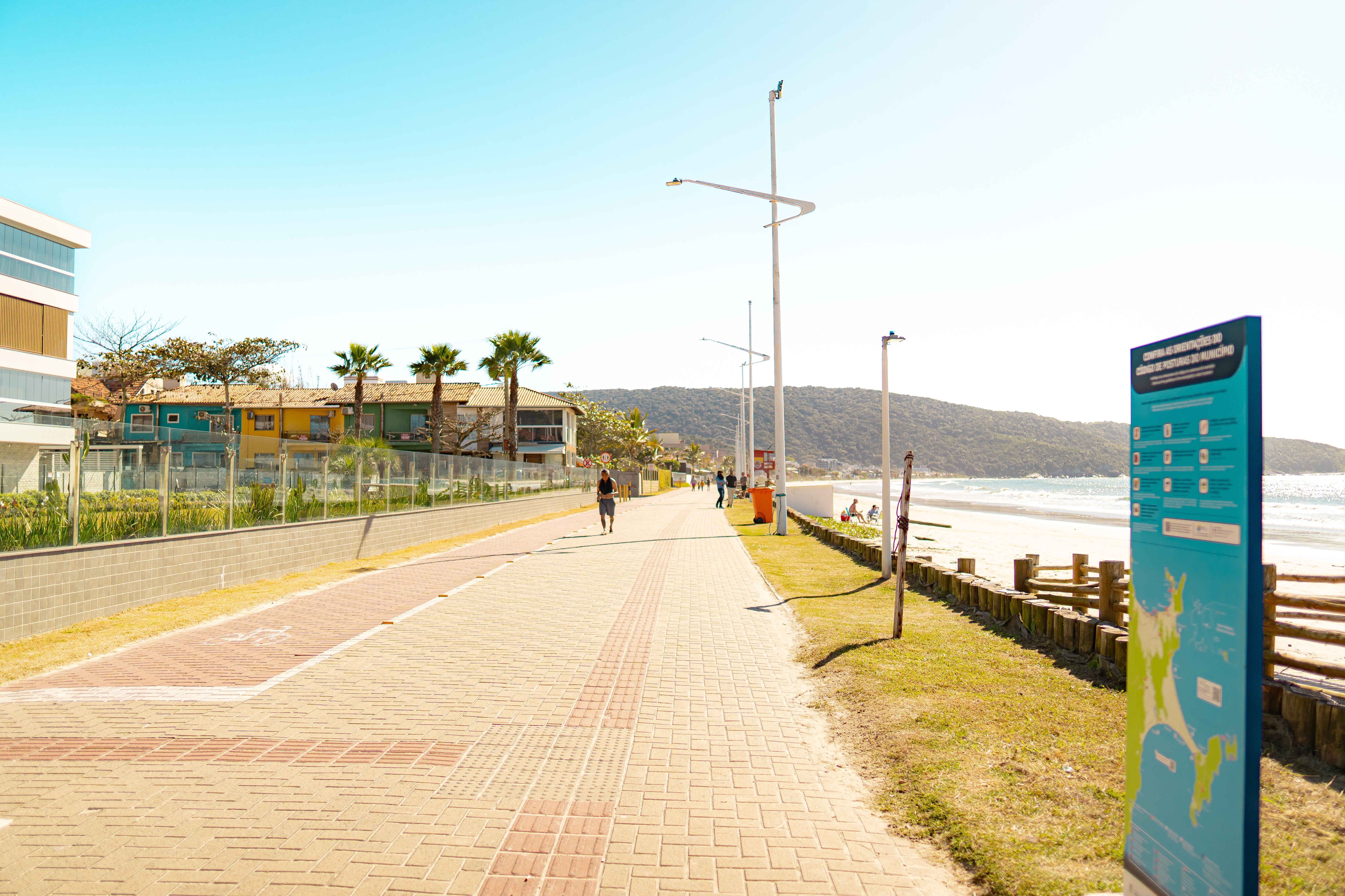 Ocean-front promenade in Bombinhas _ Photo by Merlin Donald