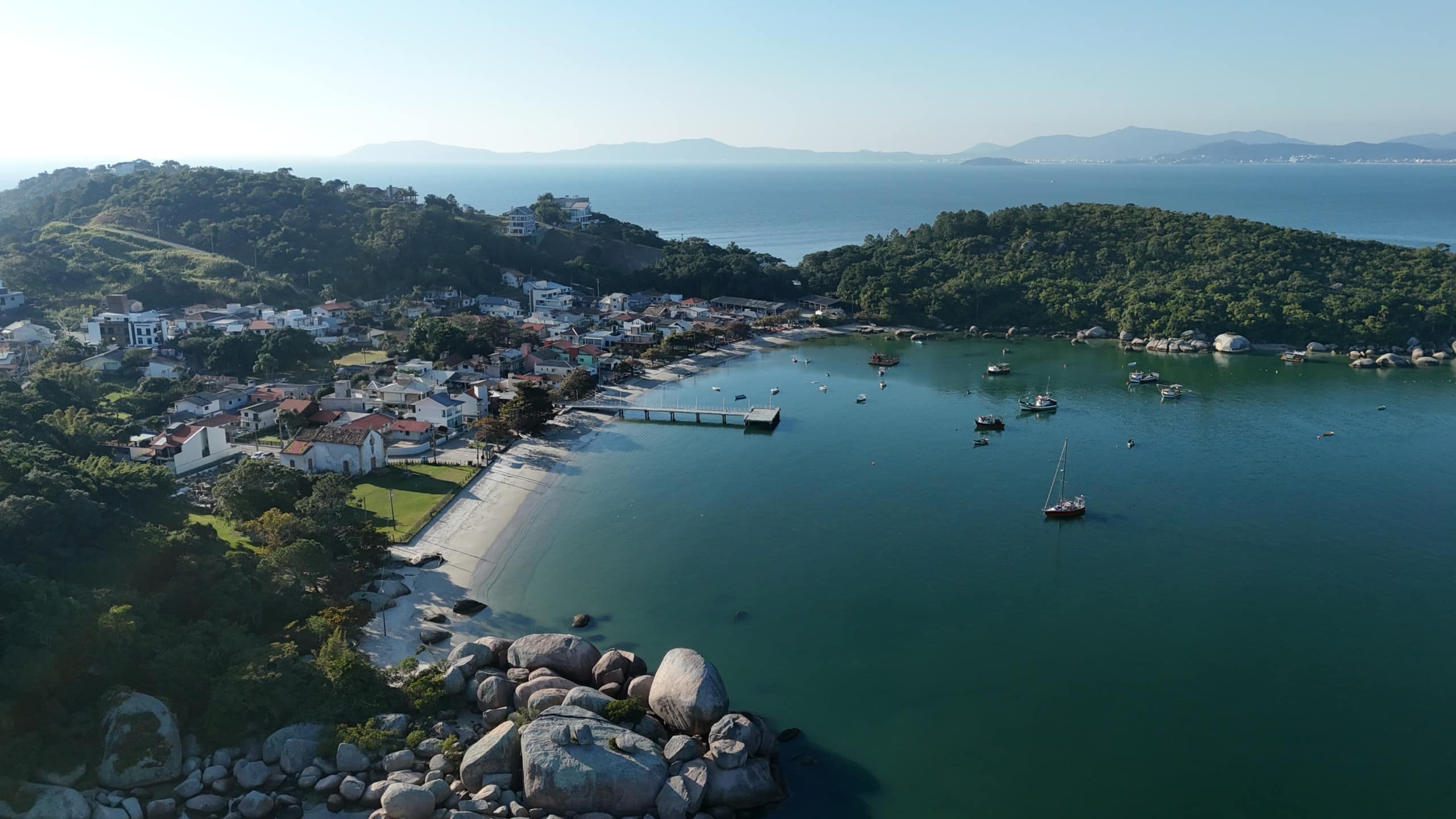 Armação da Piedade beach in Governador Celso Ramos | Photo by: Merlin Donald