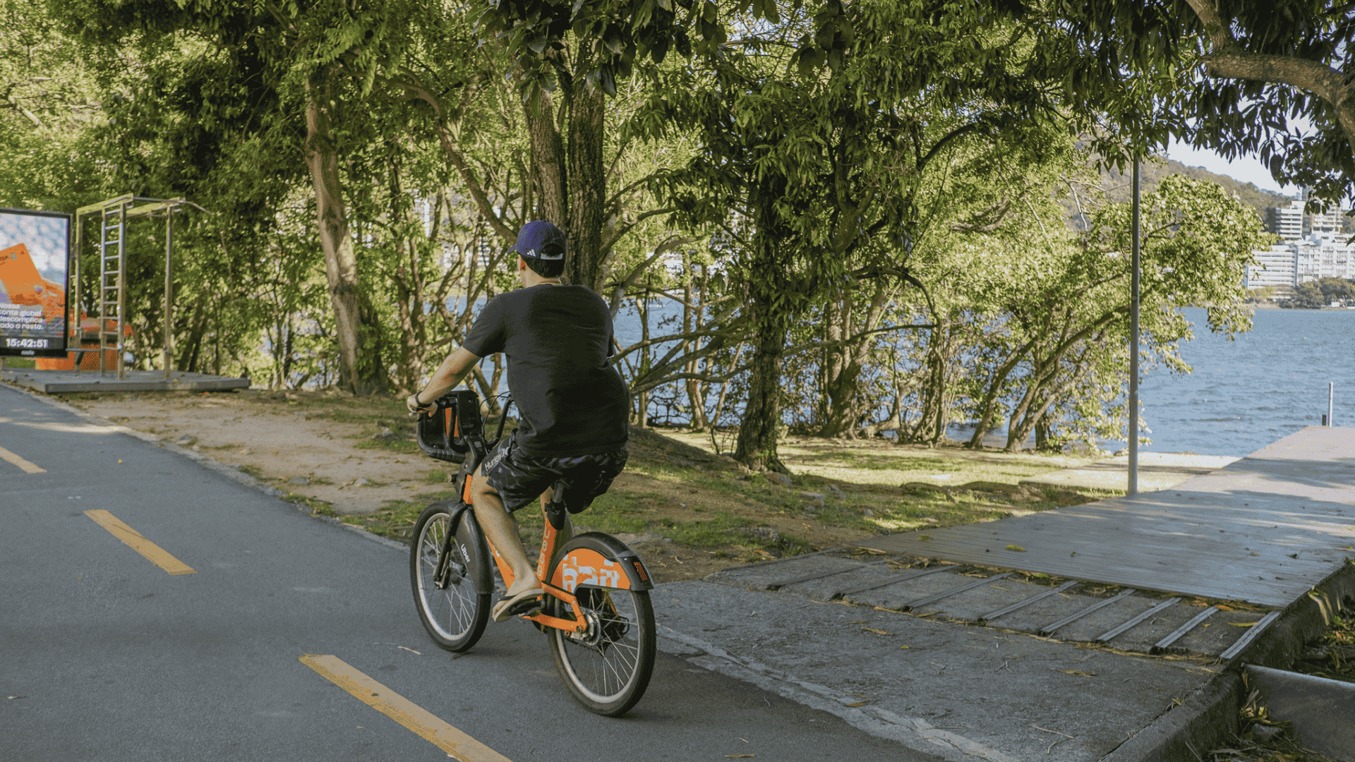 Bike lane and outdoor lifestyle around Lagoa Rodrigo de Freitas in Lagoa, Rio de Janeiro