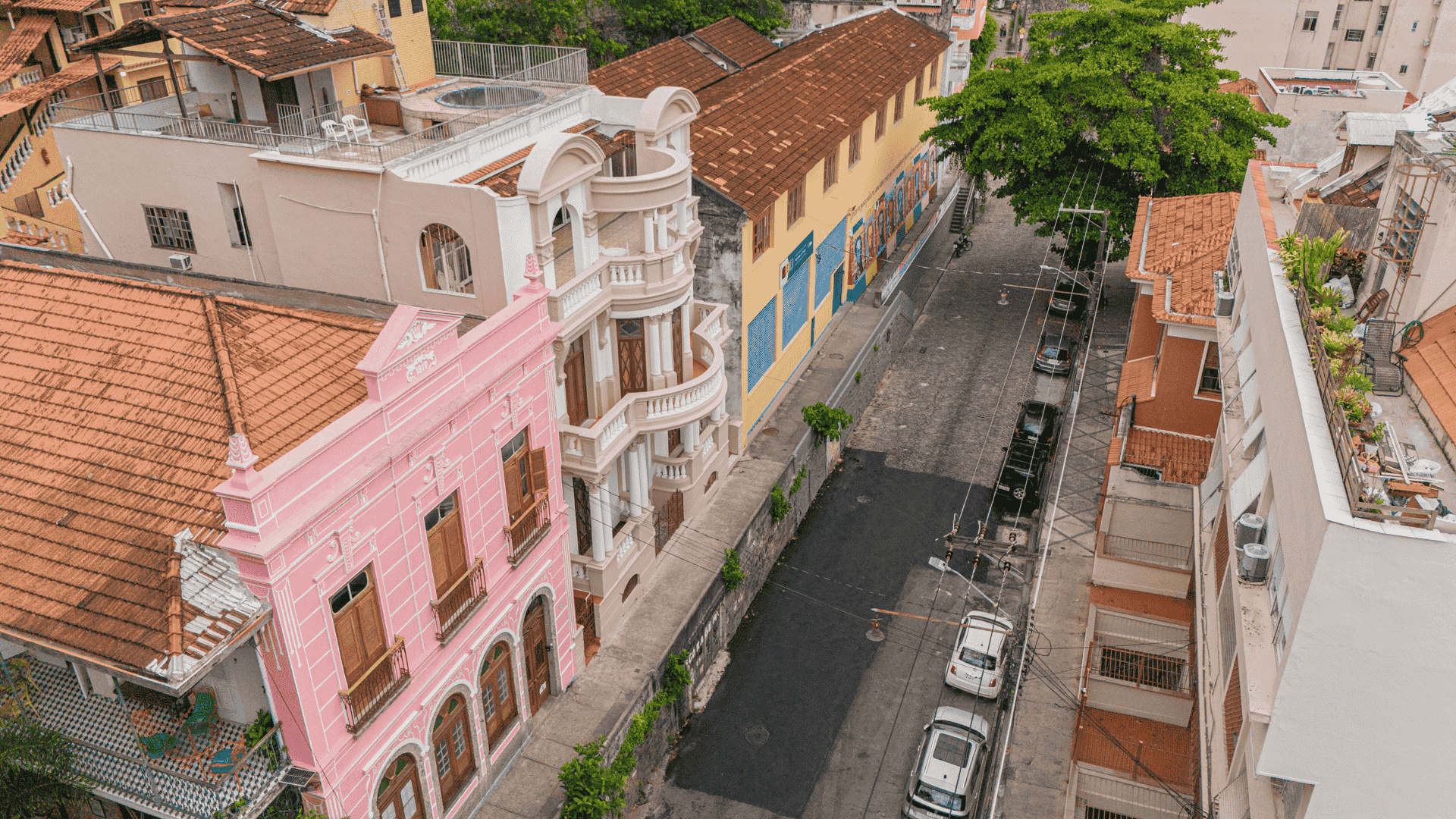 Colorful houses at Santa Teresa, in Rio de Janeiro